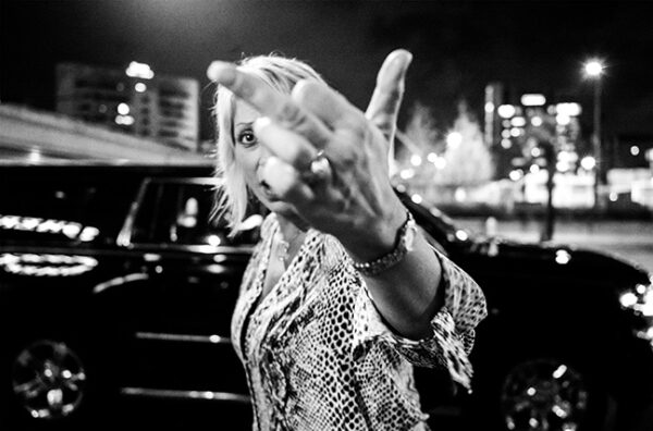 23_THE FINGER