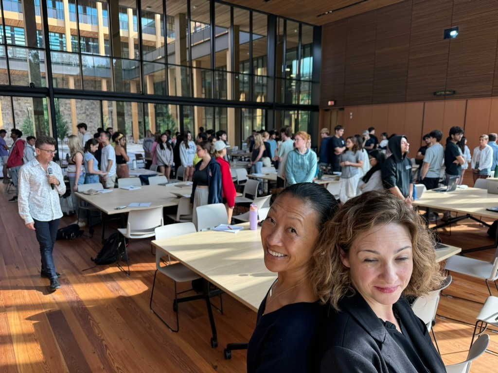 29F045C7-A3F4-4B45-A8AB-11807A7107E6_1_105_c_11zon